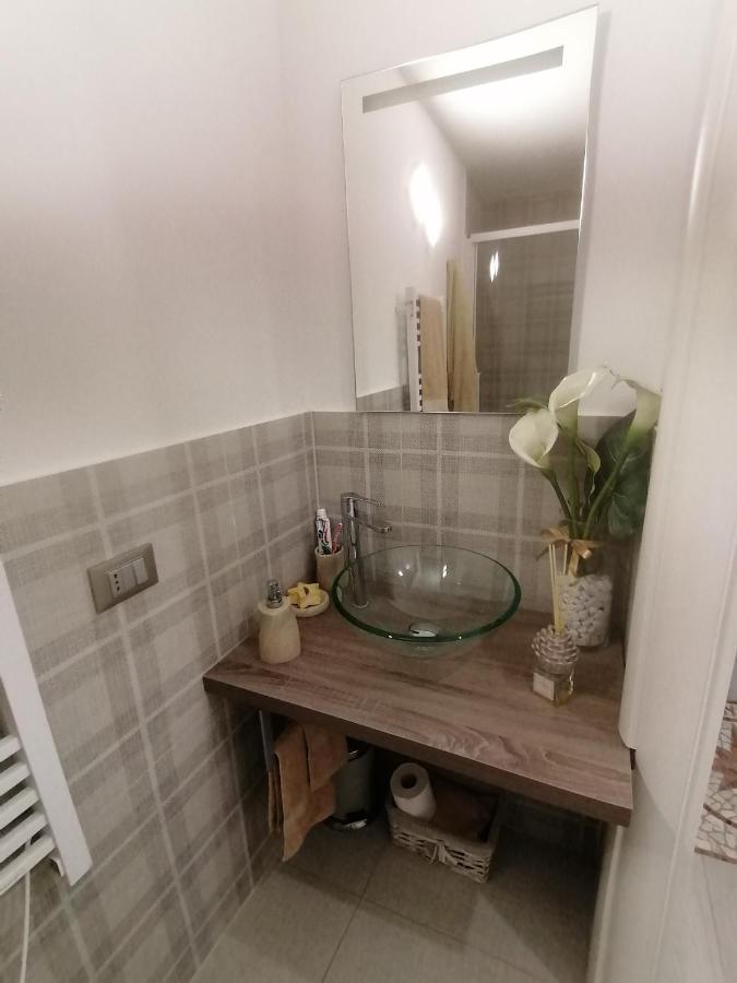 Отель La Casa Di Trilly Санремо Экстерьер фото